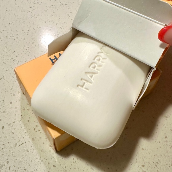 Harry's Men's Bar Soap, Redwood Scent Soap for Men - Set of 2 - Picture 2 of 4